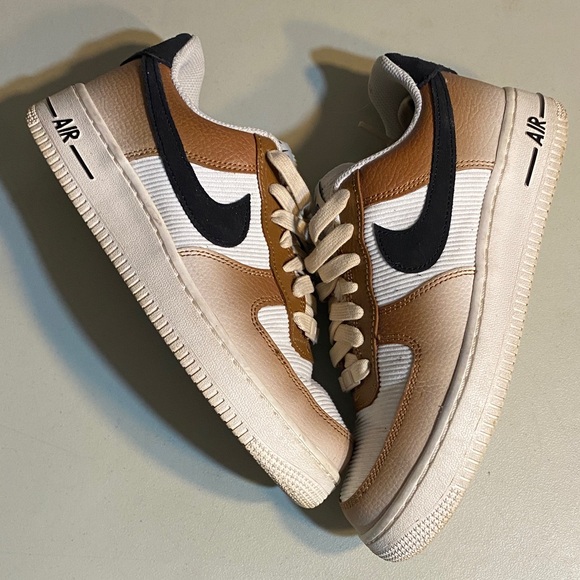 Nike Air Force 1 Sneakers - White and Brown - Picture 3 of 6